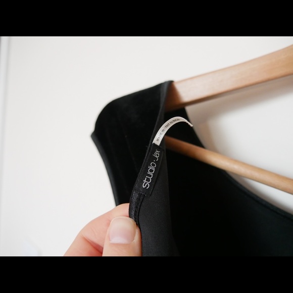 Velvet Black Stretchy Dress - Picture 4 of 7